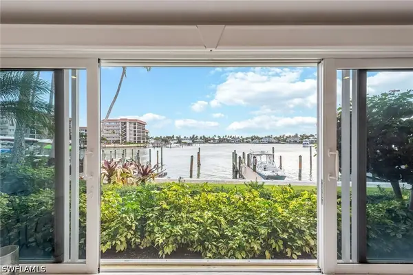 2850 Gulf Shore Boulevard N #102, Naples, FL 34103