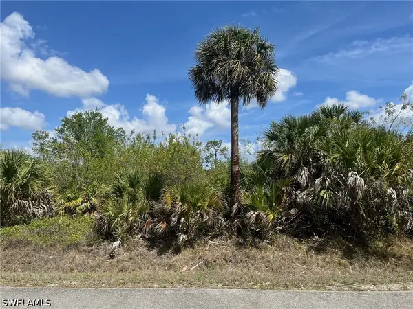 12th Avenue Ne, Naples, FL 34120
