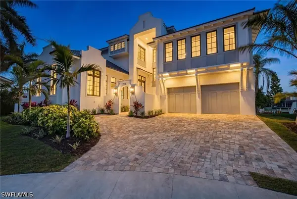 720 Hull Court, Marco Island, FL 34145