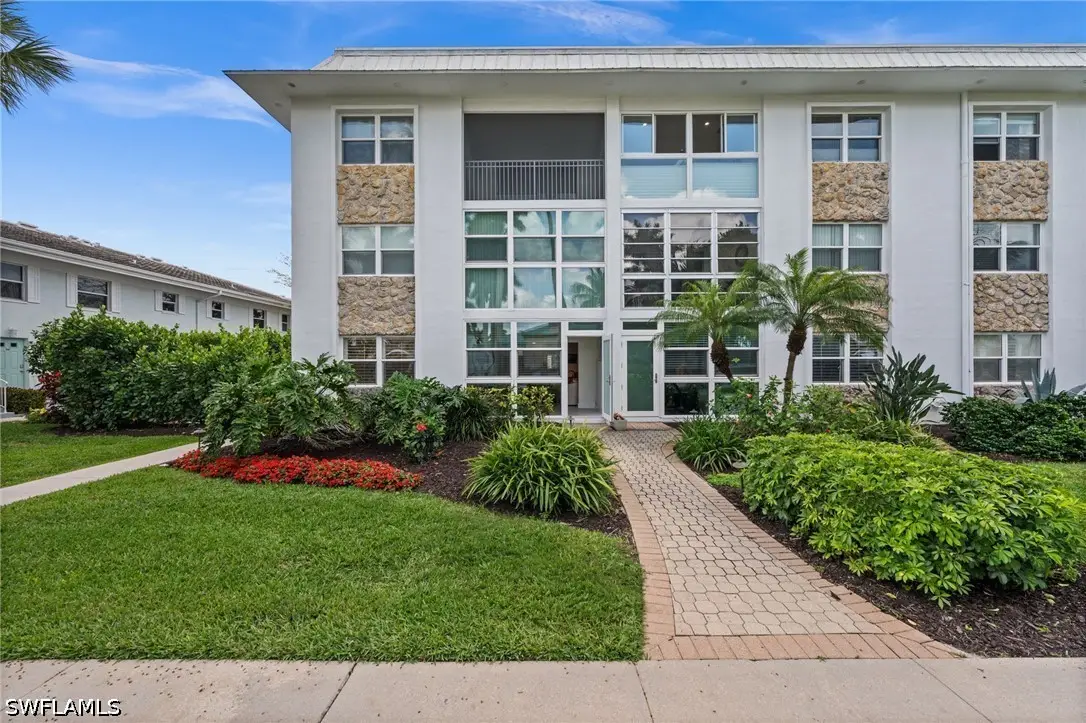 1021 3rd Street S #112, Naples, FL 34102 - #1
