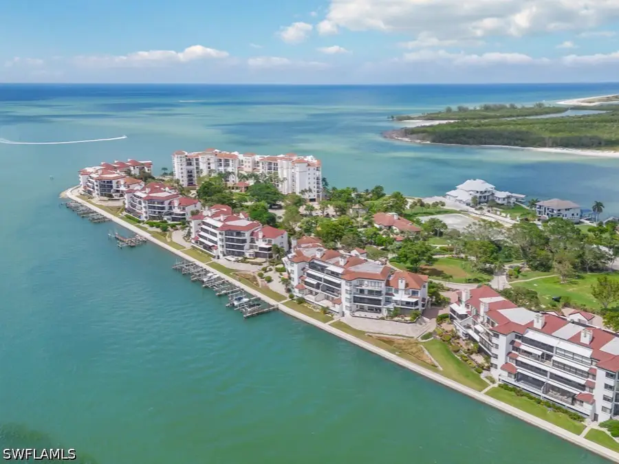 232 La Peninsula Boulevard #232, Naples, FL 34113 - #3