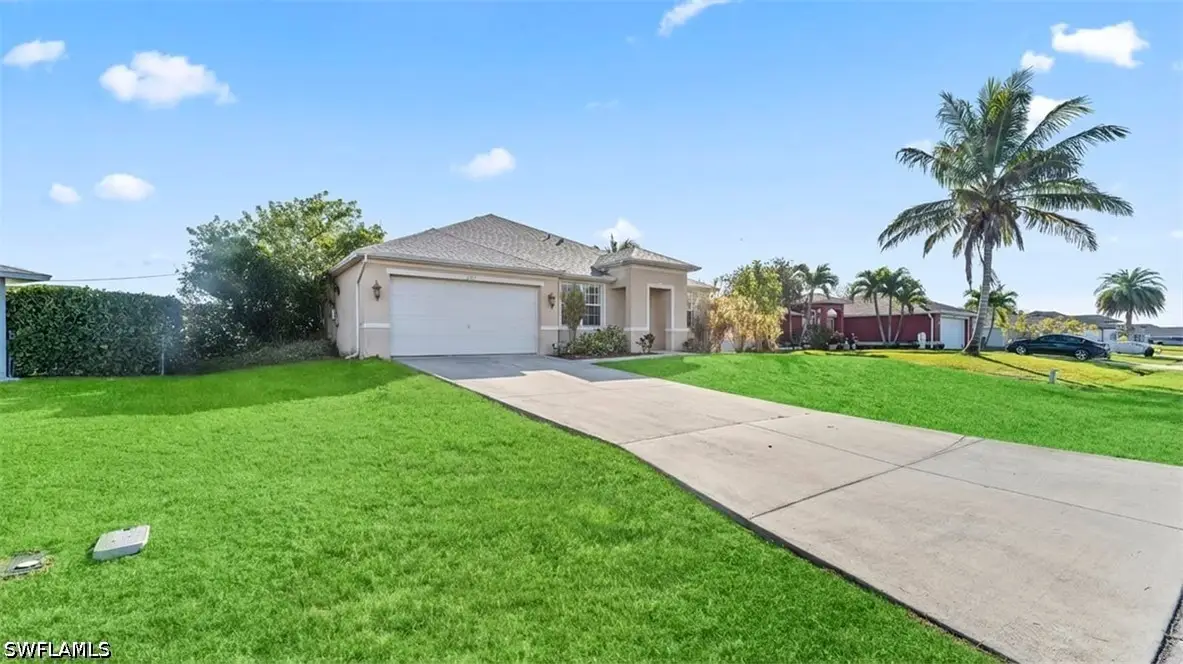 1113 NE 7th Avenue, Cape Coral, FL 33909 - #1