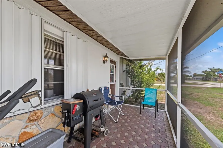 7503 Sanibel Boulevard, Fort Myers, FL 33967 - #2