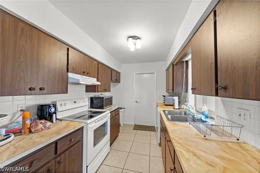 7503 Sanibel Boulevard, Fort Myers, FL 33967 - #3