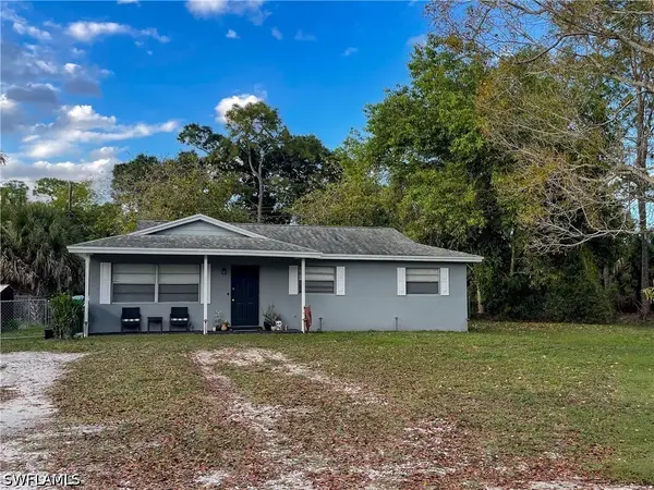 651 Pine Cone Lane, Naples, FL 34104