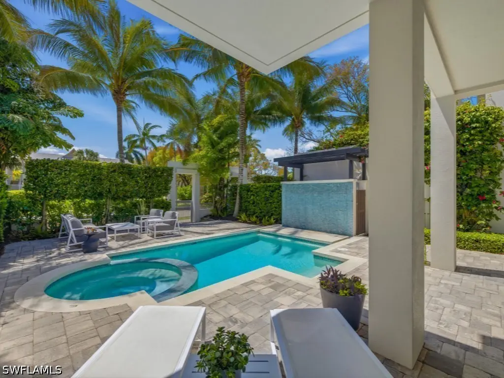 345 Banyan Boulevard #3, Naples, FL 34102 - #1