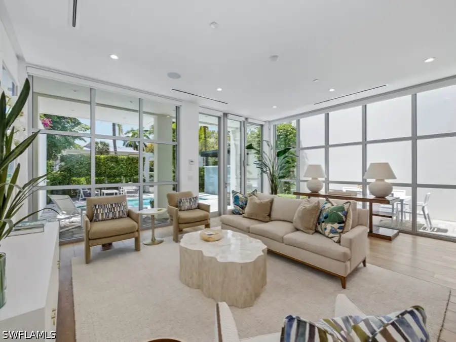 345 Banyan Boulevard #3, Naples, FL 34102 - #3