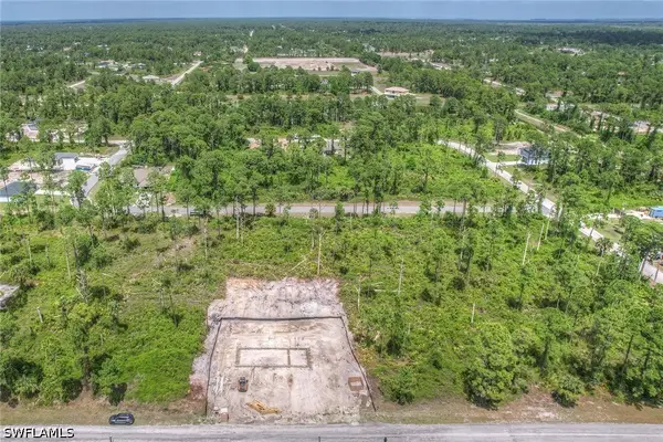 1081 Ainsworth Street E, Lehigh Acres, FL 33974