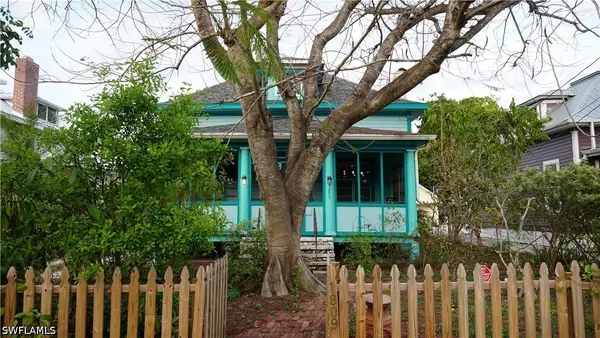 1809 Hough Street, Fort Myers, FL 33901