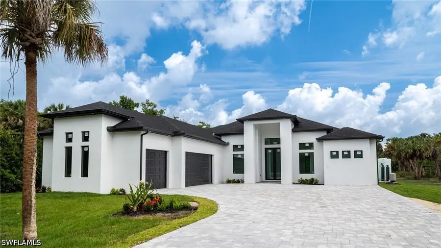 649 Golden Gate Boulevard E, Naples, FL 34120 - #2