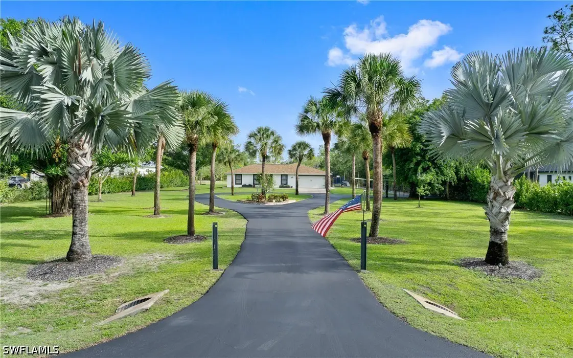 3277 5th Avenue Nw, Naples, FL 34120 - #1