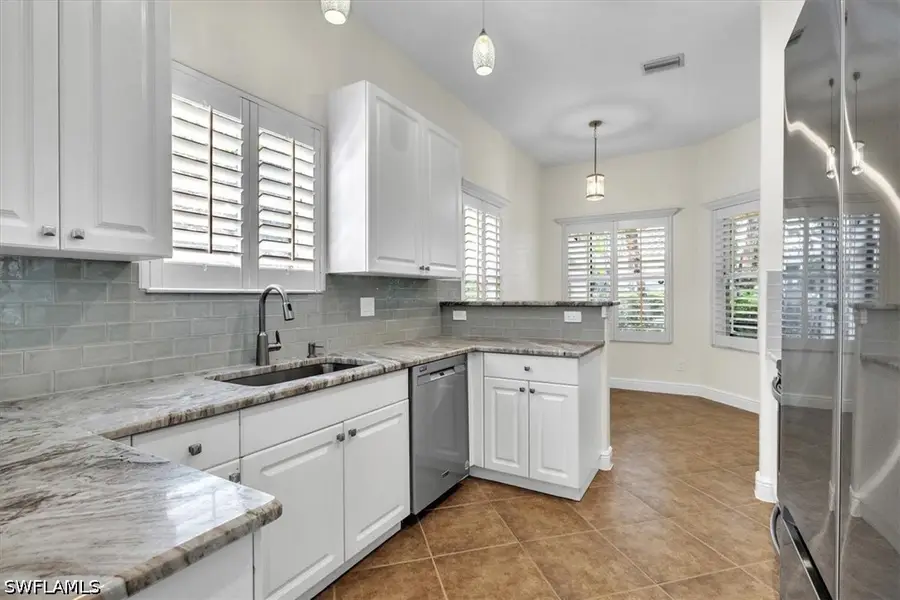 837 Vistana Circle #20, Naples, FL 34119 - #2