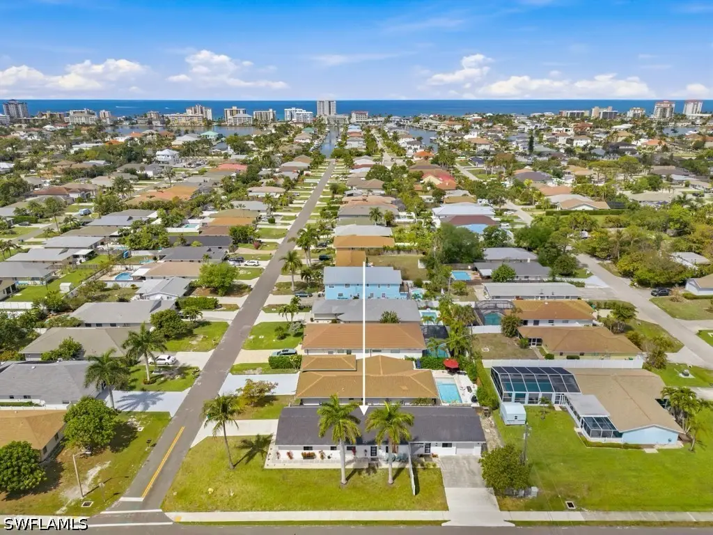 595 99th Avenue N, Naples, FL 34108 - #1