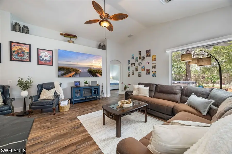 219 Glen Eagle Circle, Naples, FL 34104 - #3