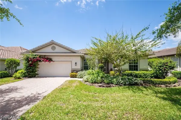8844 Mustang Island Circle, Naples, FL 34113