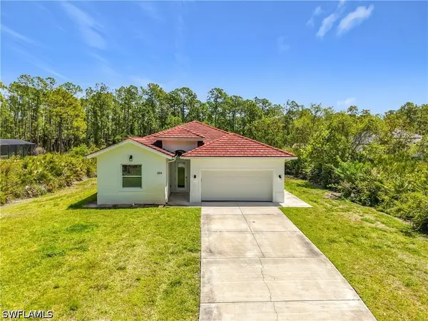 594 31st Street Nw, Naples, FL 34120