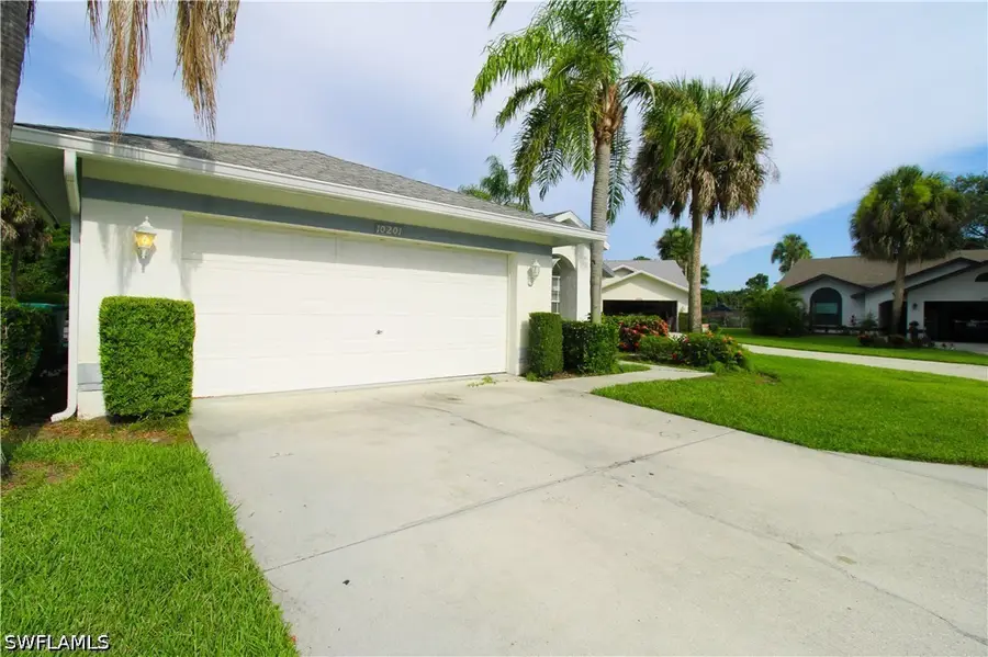 10201 Regent Circle, Naples, FL 34109 - #2