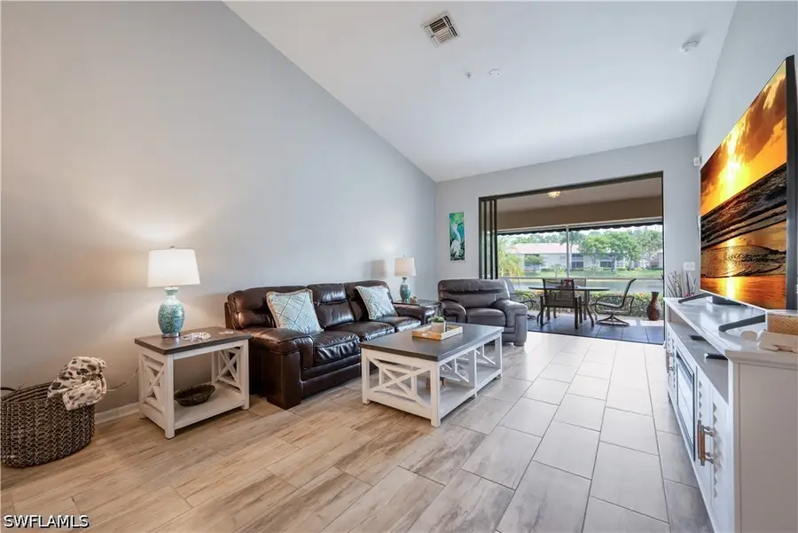 367 Dover Place #1002, Naples, FL 34104 - #2