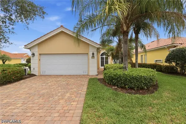 8767 Ferrara Court, Naples, FL 34114