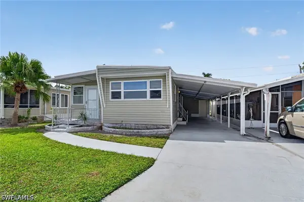 77 Enchanting Boulevard #E77, Naples, FL 34112