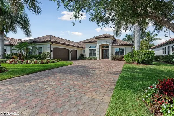 3365 Runaway Lane, Naples, FL 34114