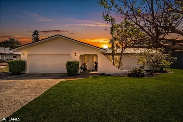 4937 Royal Palm Drive, Estero, FL 33928