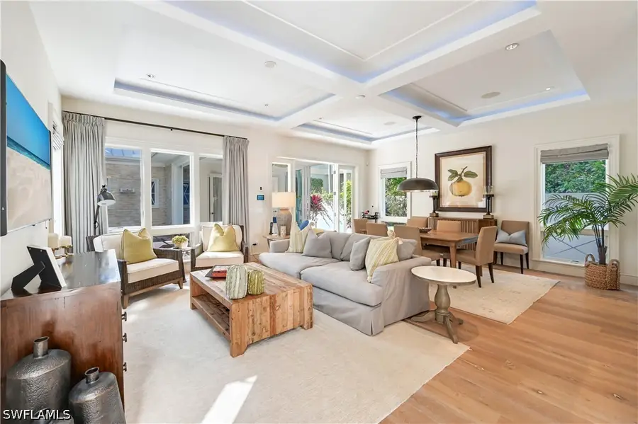 42 6th Street S, Naples, FL 34102 - #2