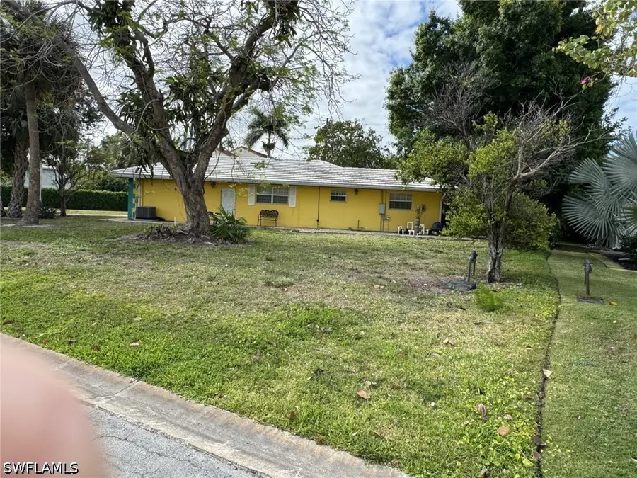 780 Fountainhead Lane, Naples, FL 34103 - #2