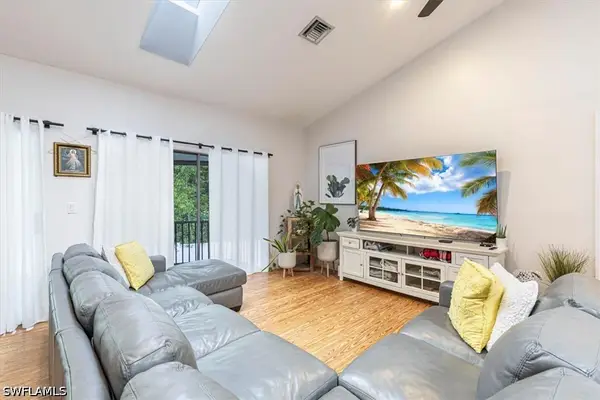 3618 Cottage Club Lane, Naples, FL 34105