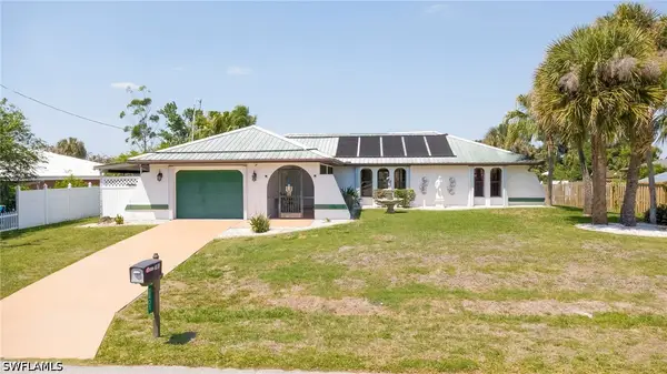 2401 Lakeview Drive, Lehigh Acres, FL 33936