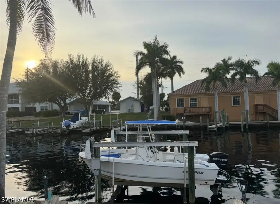 3704 SE 16th Place, Cape Coral, FL 33904 - #3