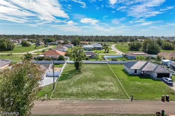 3205 NW 2nd Place, Cape Coral, FL 33993