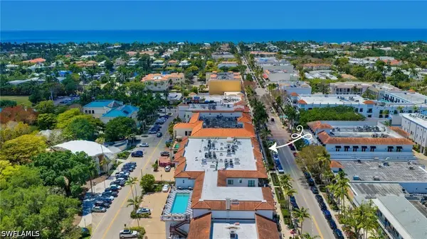 780 5th Avenue S #303, Naples, FL 34102