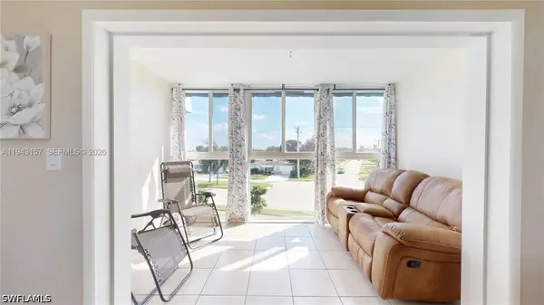 7877 Golf Circle Drive, Margate, FL 33063