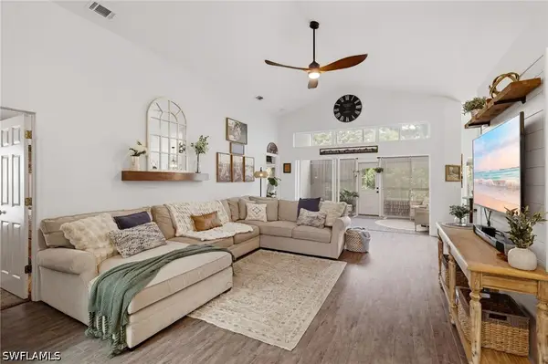 9801 Las Casas Drive, Fort Myers, FL 33919