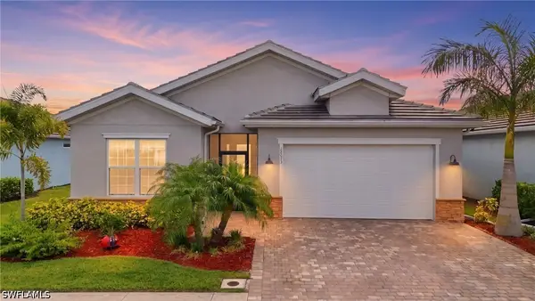 28073 Sanibel Sands Street, Bonita Springs, FL 34135