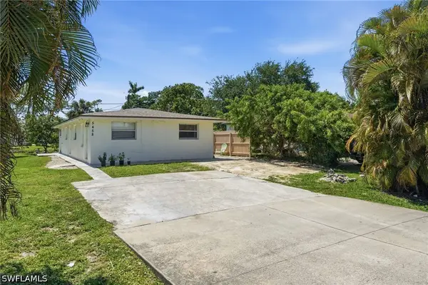 5458 Sholtz Street, Naples, FL 34113