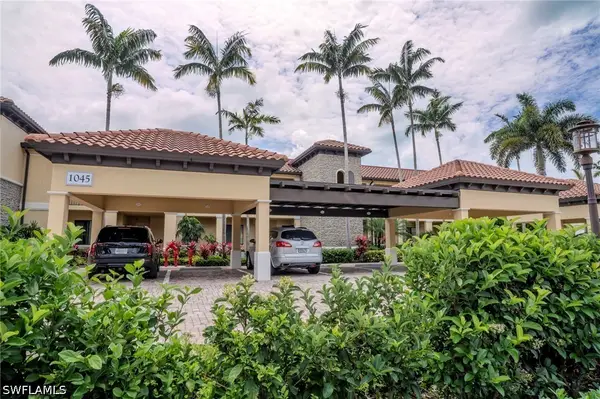 1045 Sandpiper Street #G203, Naples, FL 34102
