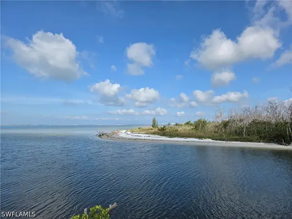 18420 SW Old Pelican Bay Drive, Fort Myers Beach, FL 33931
