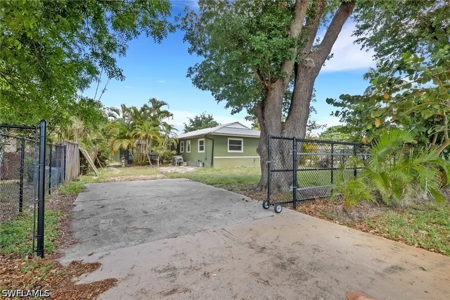 8091 San Carlos Boulevard, Fort Myers, FL 33967 - #3