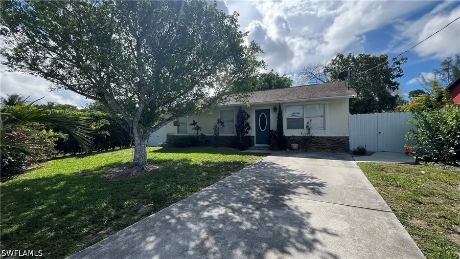5374 Warren Street, Naples, FL 34113 - #2