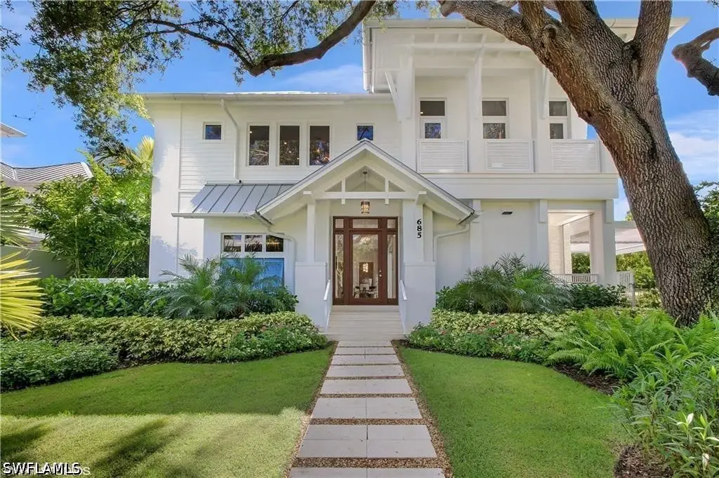 685 2nd Street S, Naples, FL 34102 - #1