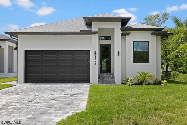 3032 Woodside Avenue, Naples, FL 34112