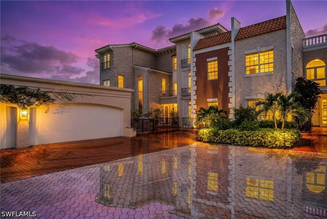 4000 Gulf Shore Boulevard N #3300, Naples, FL 34103 - #1