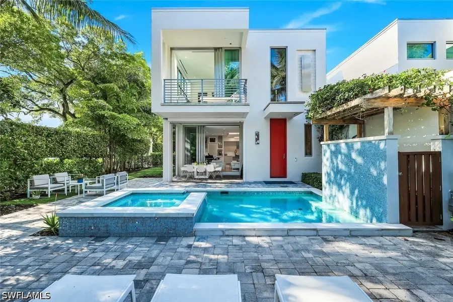 335 Banyan Boulevard #4, Naples, FL 34102 - #3