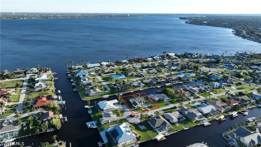 2328 SE 27th Street, Cape Coral, FL 33904 - #2