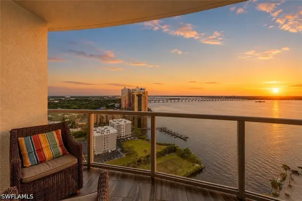 3000 Oasis Grand Boulevard #2205, Fort Myers, FL 33916