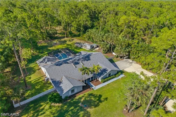 3731 5th Avenue Nw, Naples, FL 34120