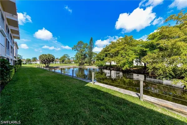 992 Woodshire Lane #D107, Naples, FL 34105