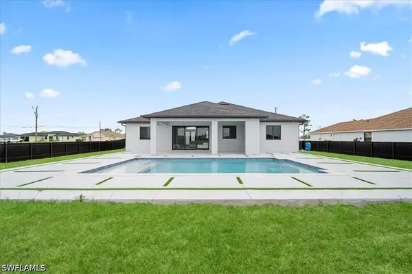 1925 NW 15th Terrace, Cape Coral, FL 33993